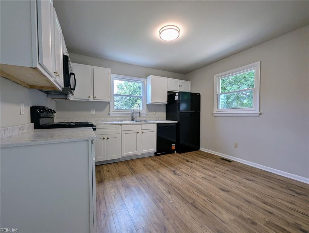 1114 Micott DR