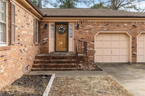 314 Pefley DR Norfolk VA 23502