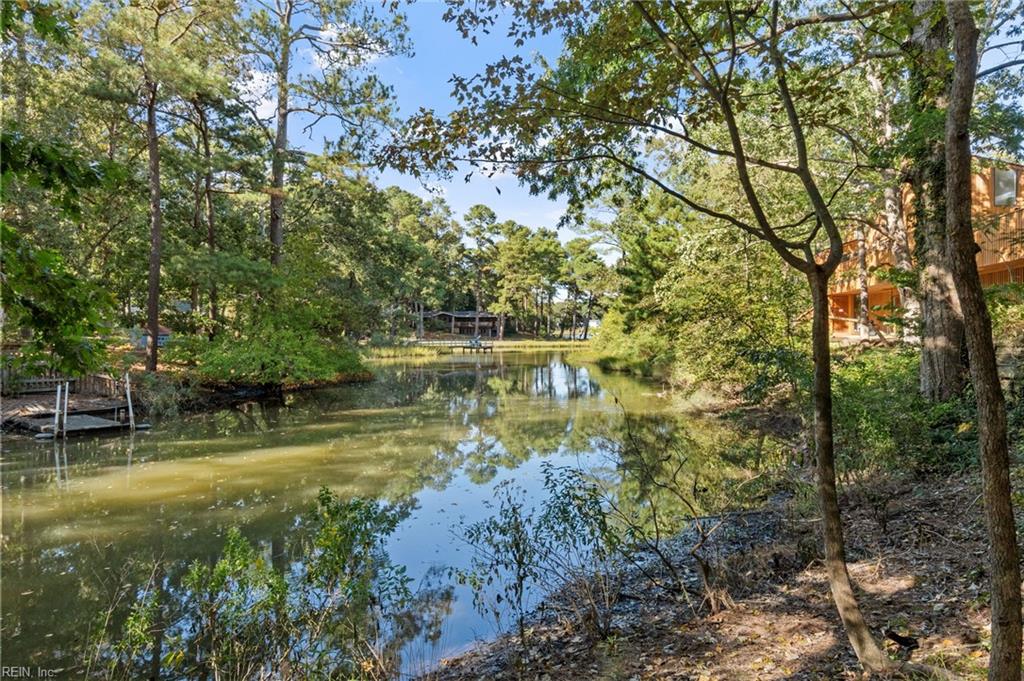 625 Heron Point CIR