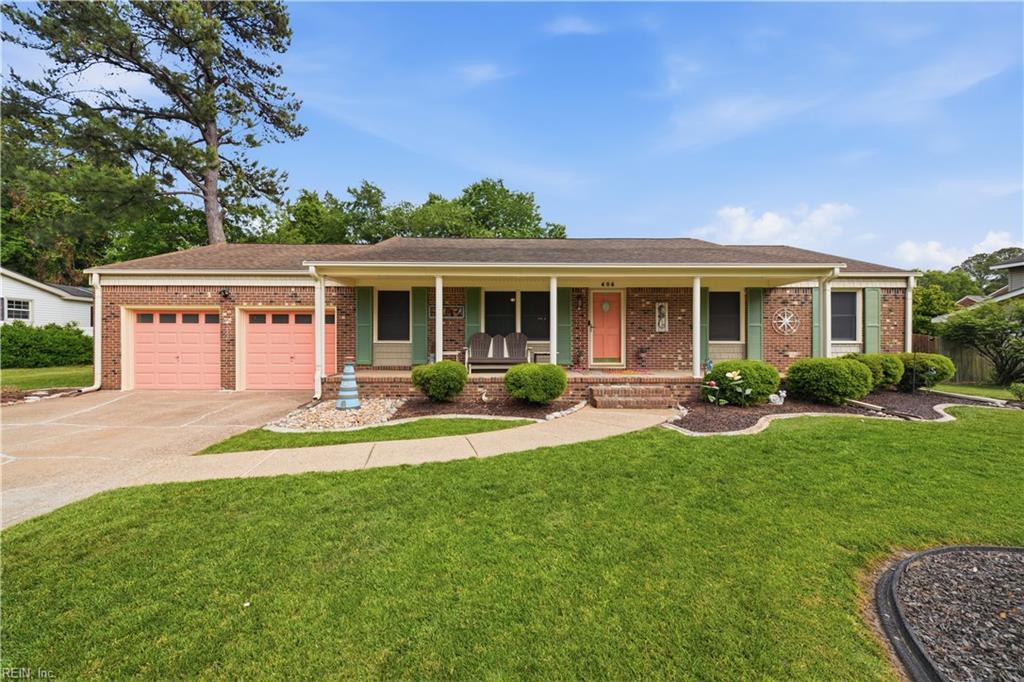608 Charlecote DR