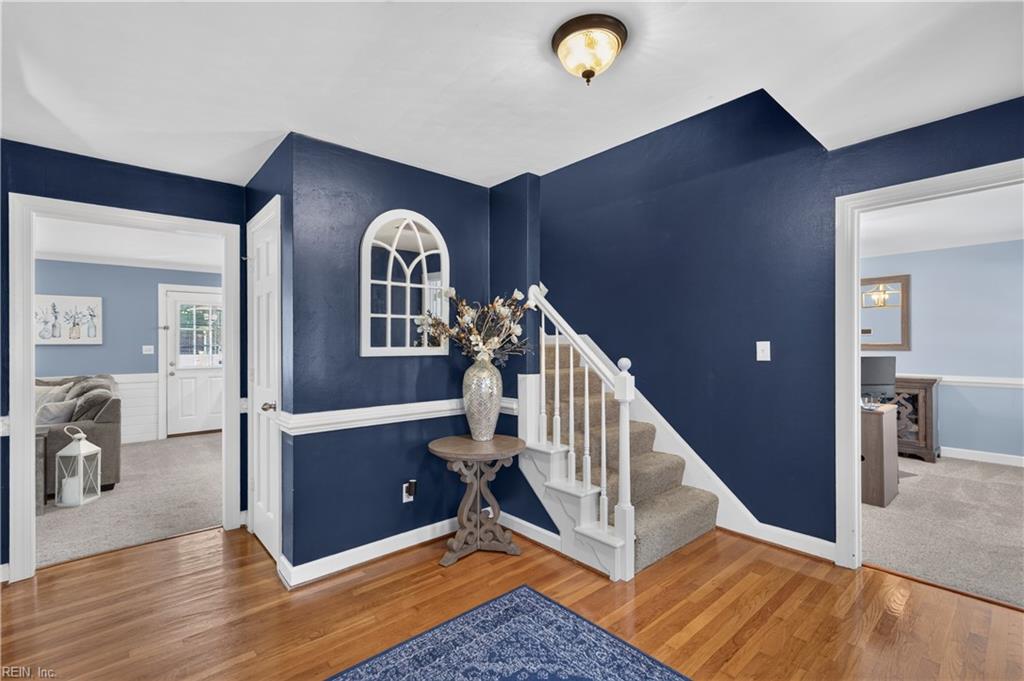 3422 Anita CIR