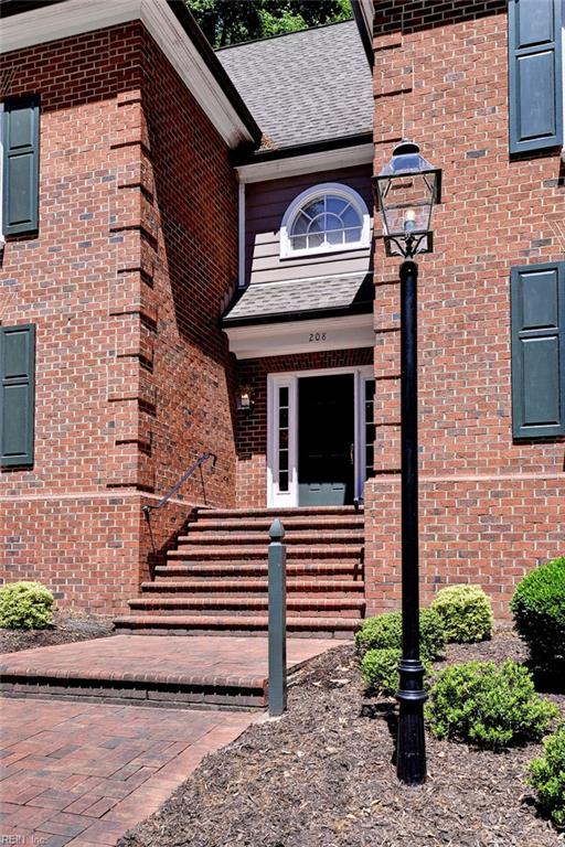 208 Woodmere DR A