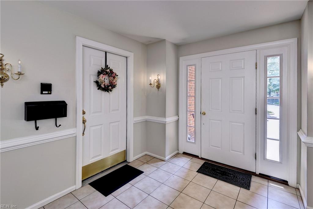 208 Woodmere DR A