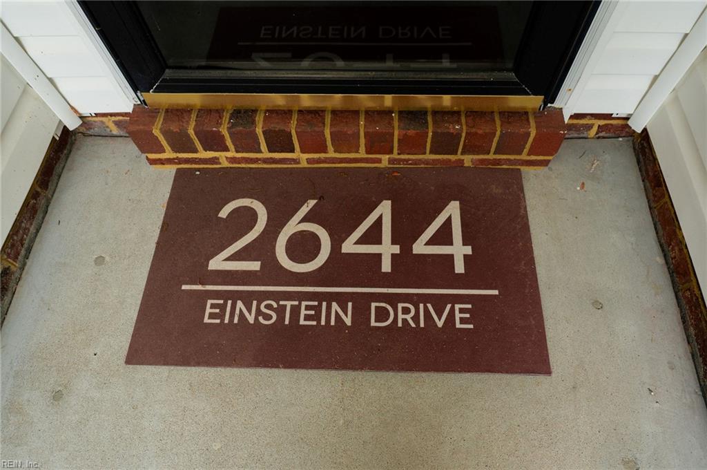 2644 Einstein DR