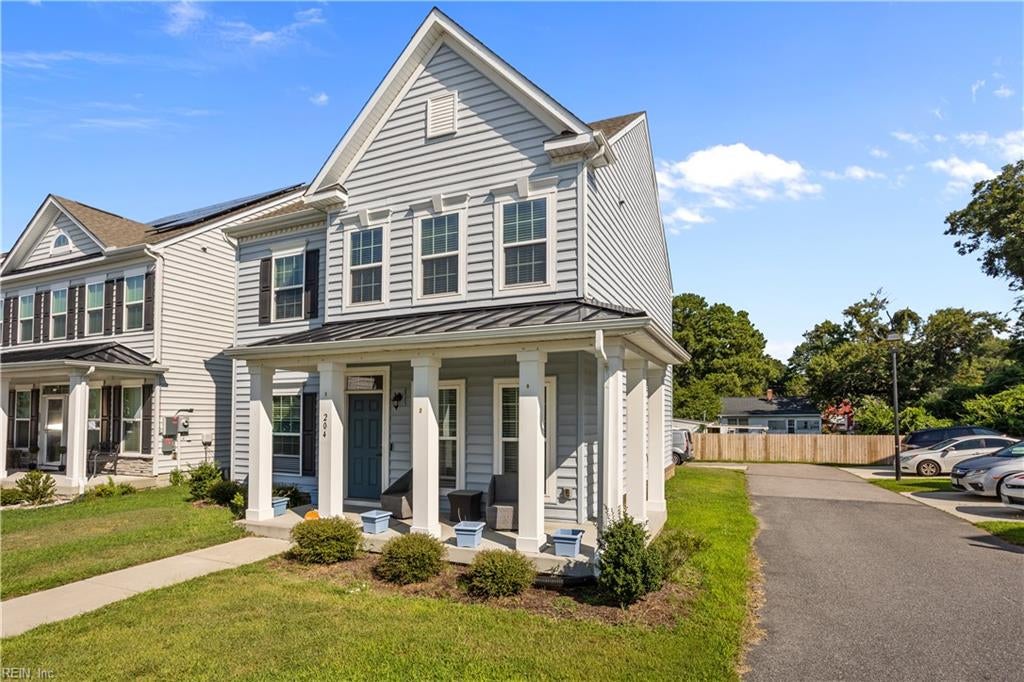 204 Goldenstar LN