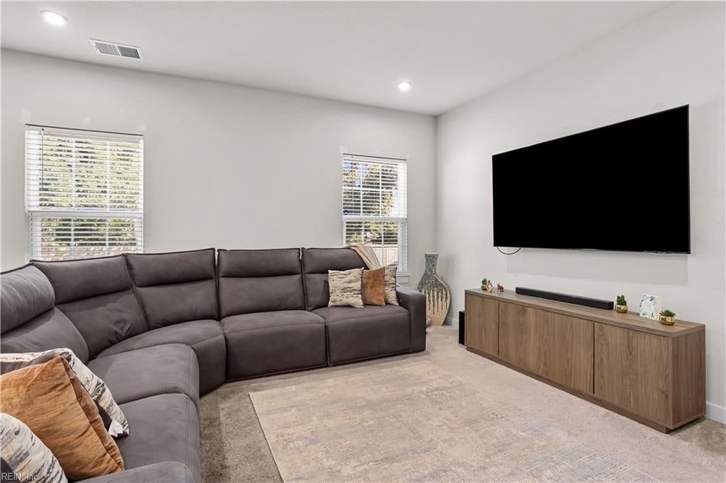 204 Goldenstar LN