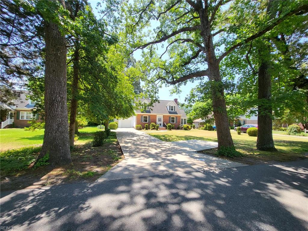 44 Cedar LN