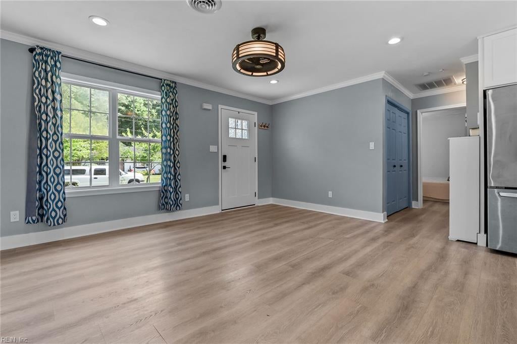 1150 Beautiful ST
