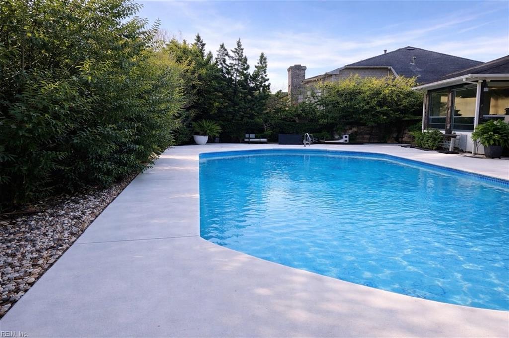 4644 Church Point PL