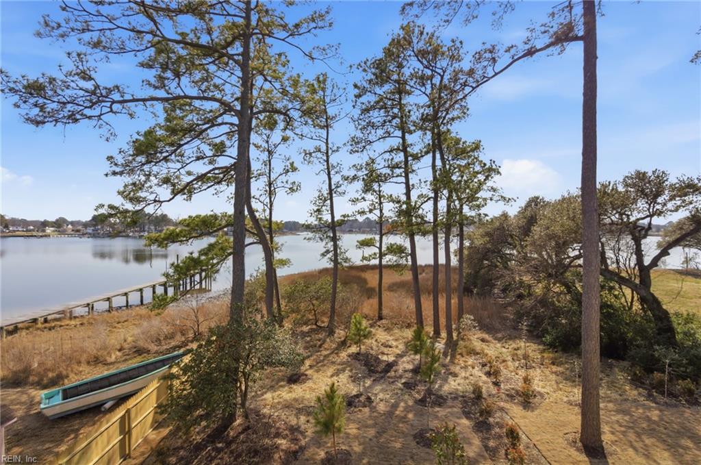 3019 Pretty Lake AVE