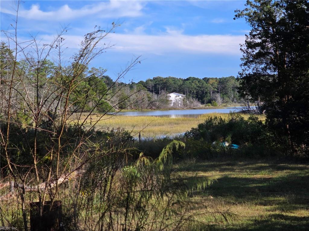 349 Pepper Cove WAY