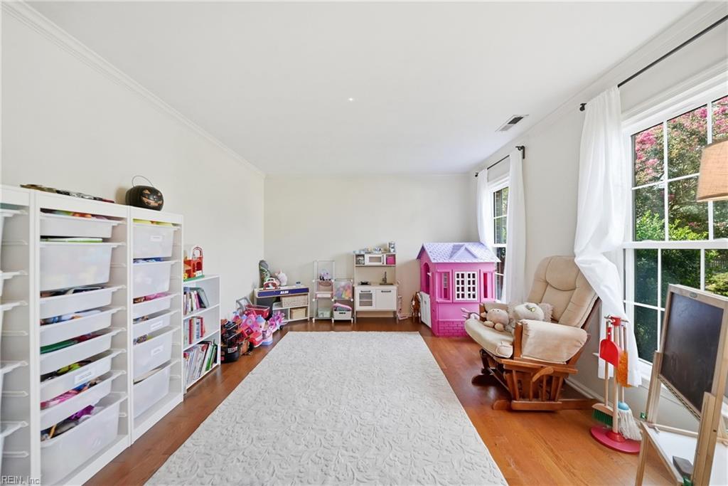 1509 Dedham CIR