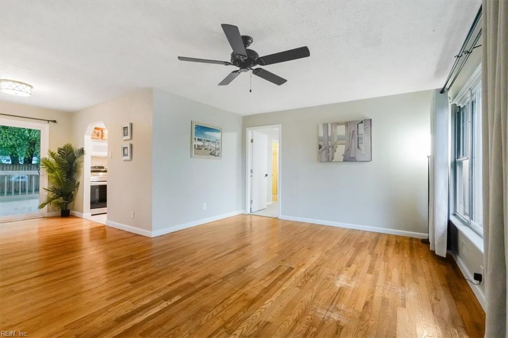 429 Gotham Rd