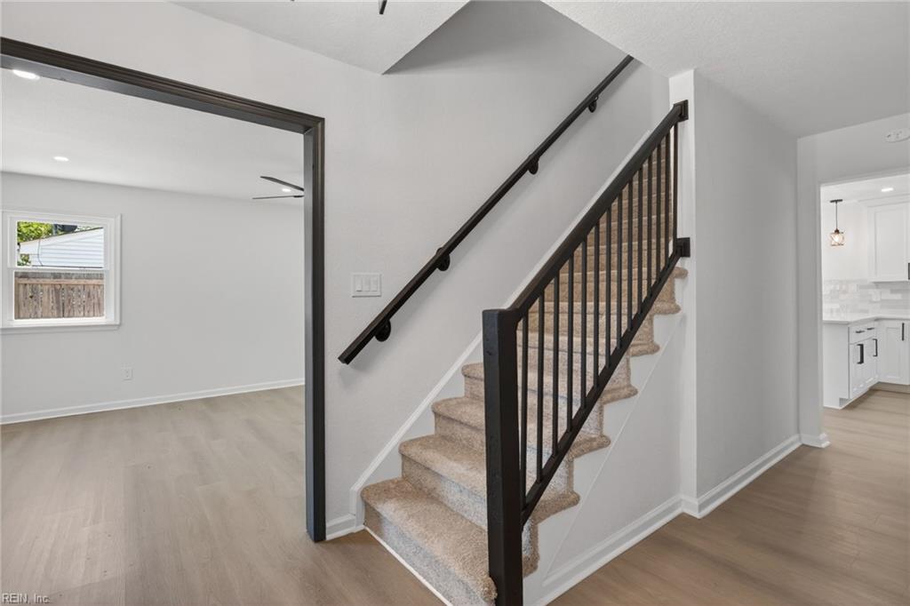 4575 Hialeah DR