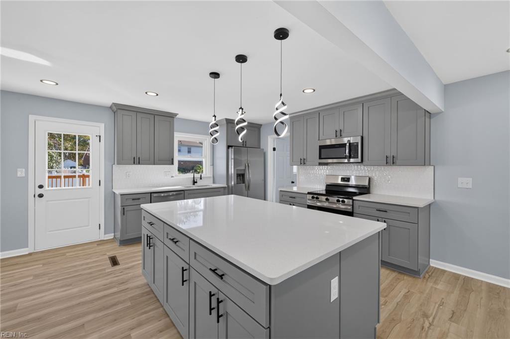 1851 Piankatank LN