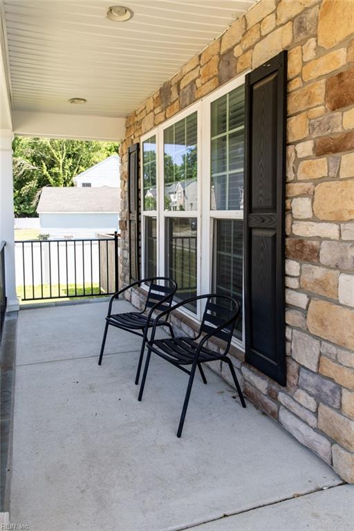16 Nightingale RD
