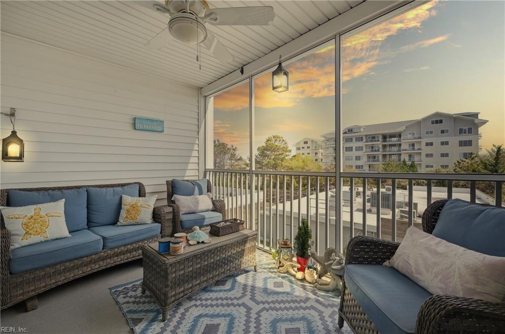 320 Sandbridge RD 305