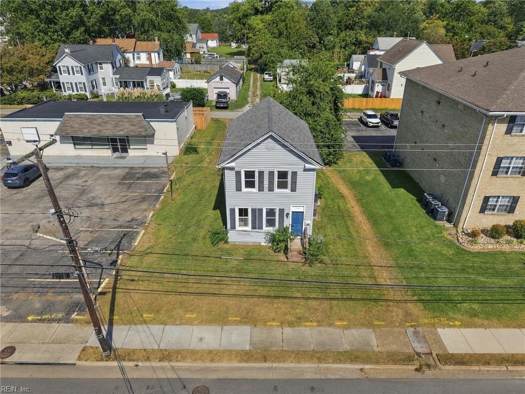607 E Pembroke AVE