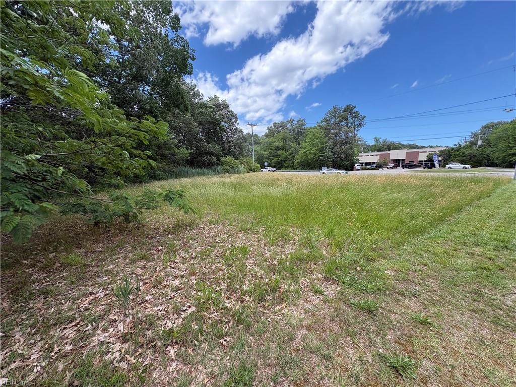 513 S Lynnhaven RD