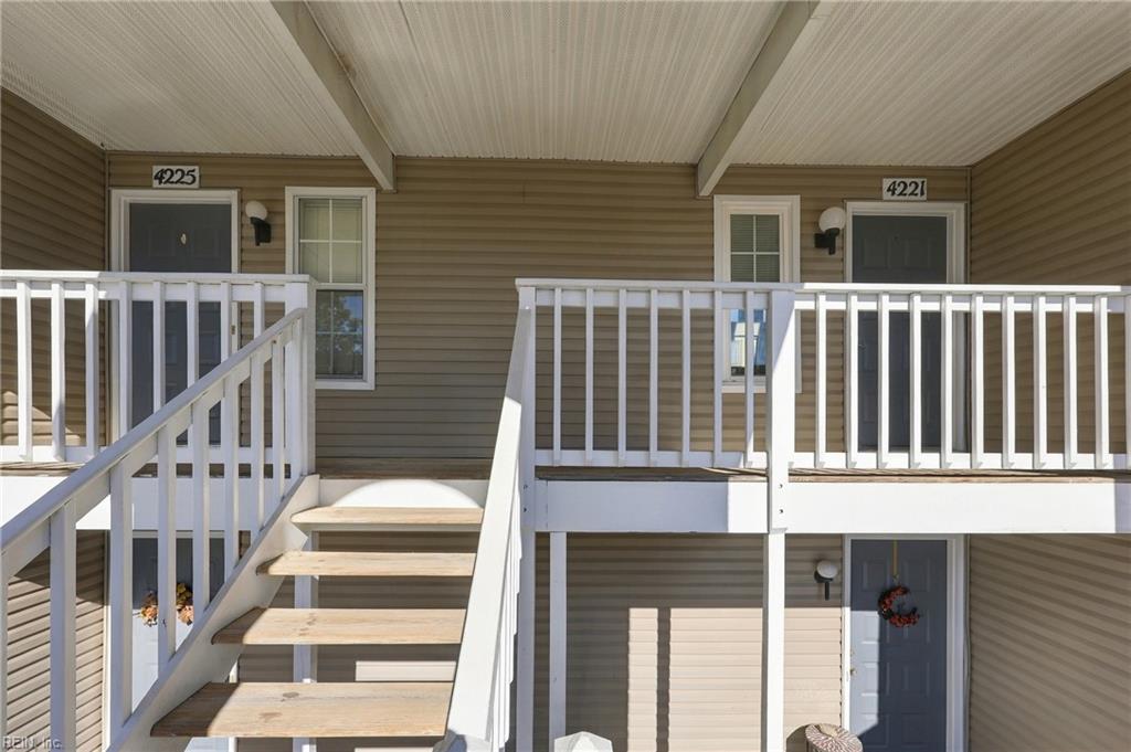 4221 Laurel Green CIR