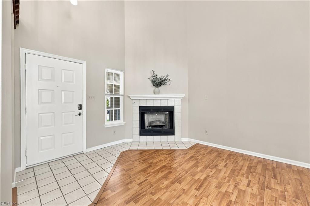 4221 Laurel Green CIR