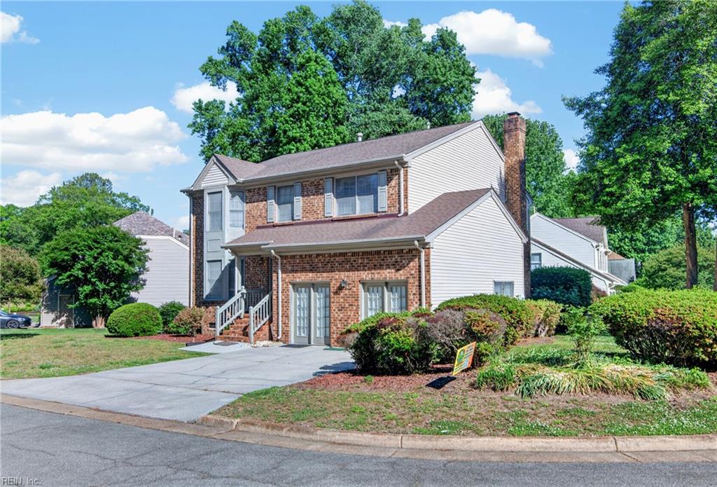 1800 Clearwater CT