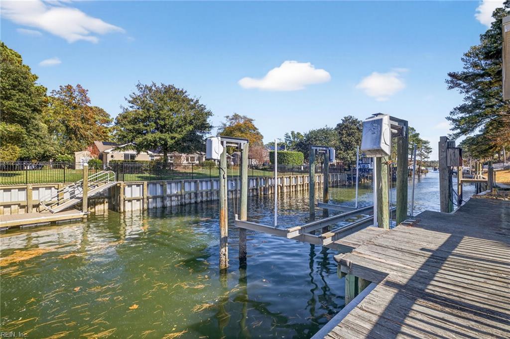 2208 Windward Shore DR