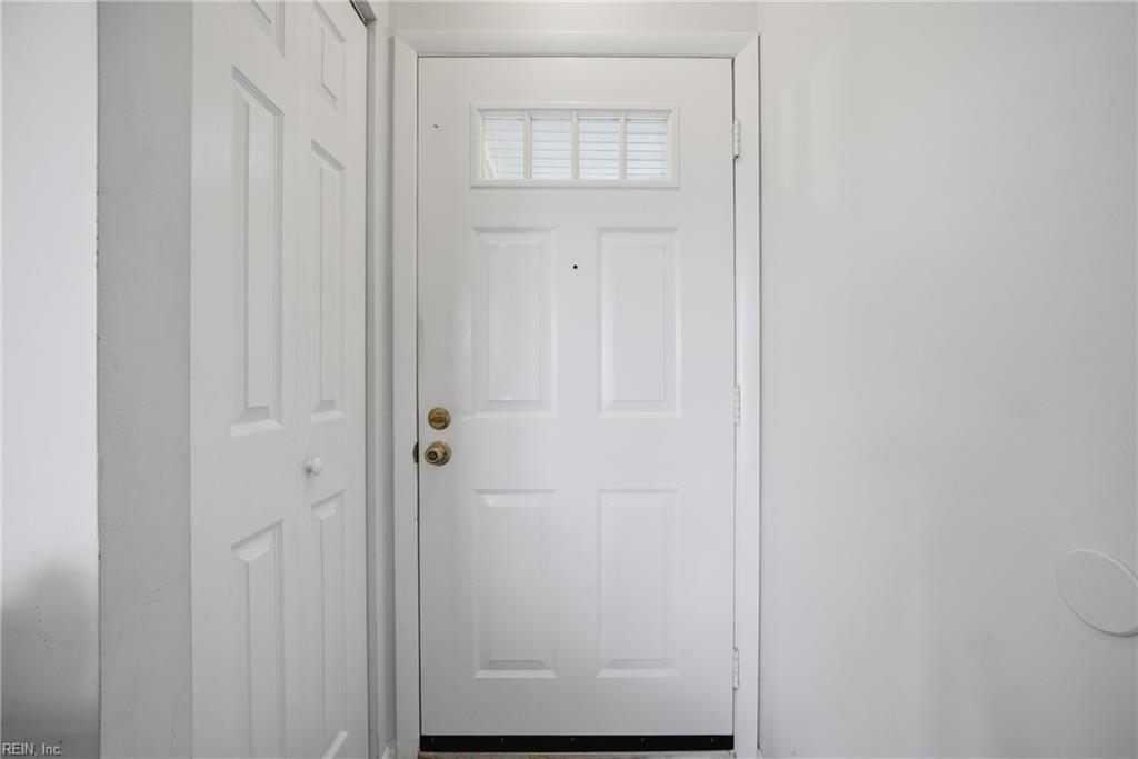 5661 Summit ARCH