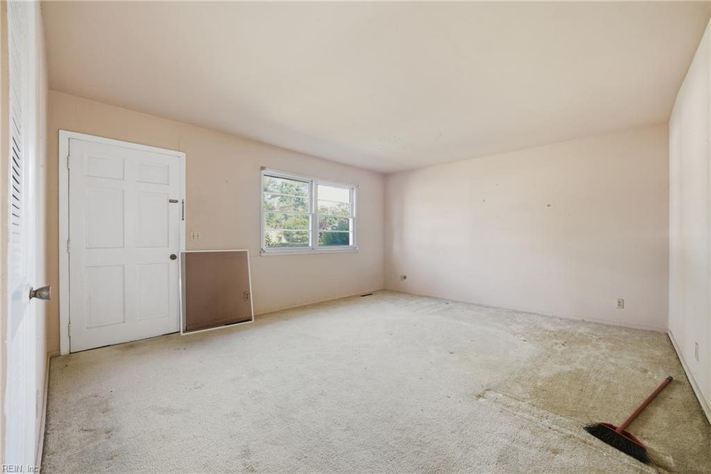 1414 Loren CRES
