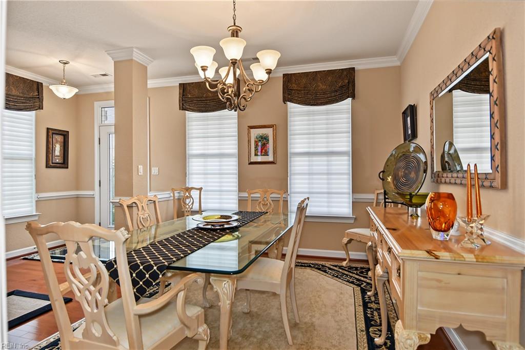2984 Elegance LN