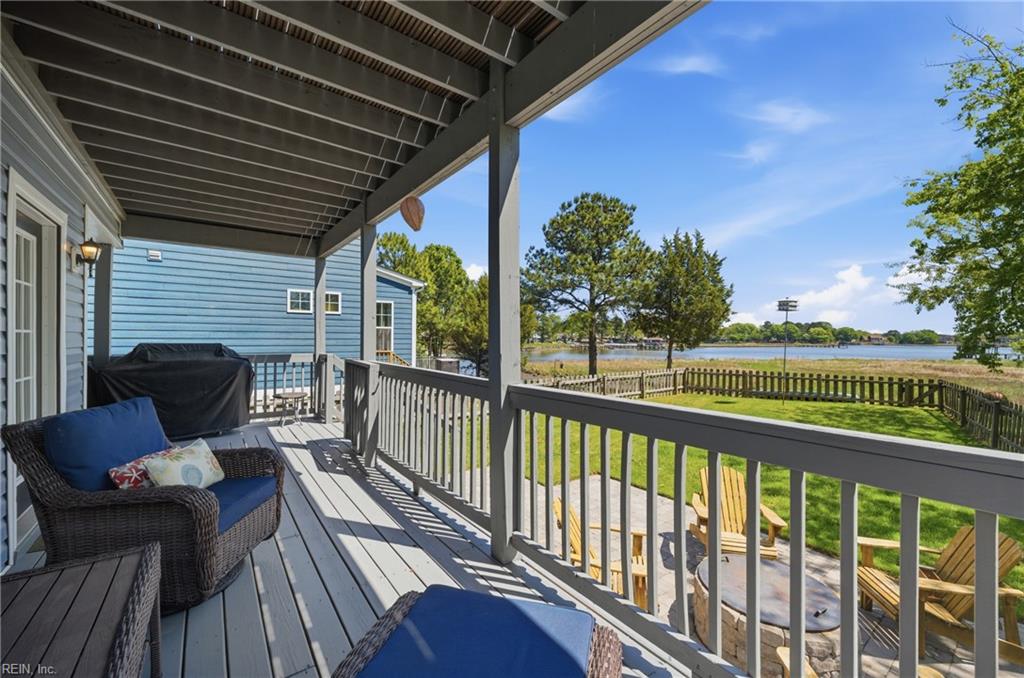 6325 Jonathans Cove DR