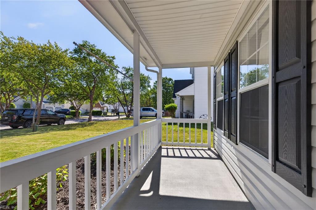 3861 Whitley Park DR