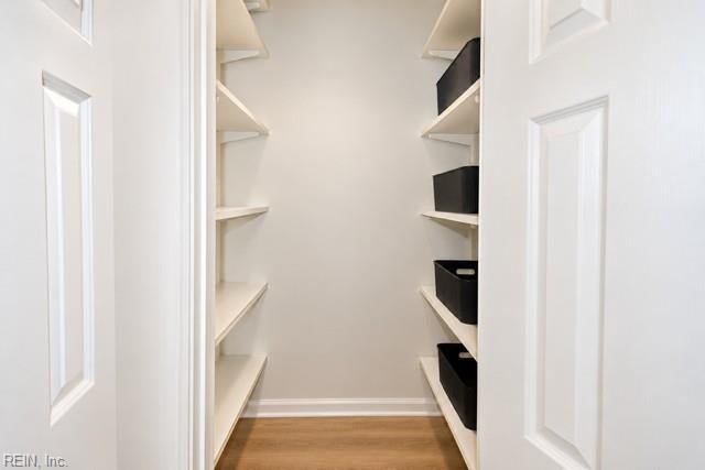 112 Wellesley DR