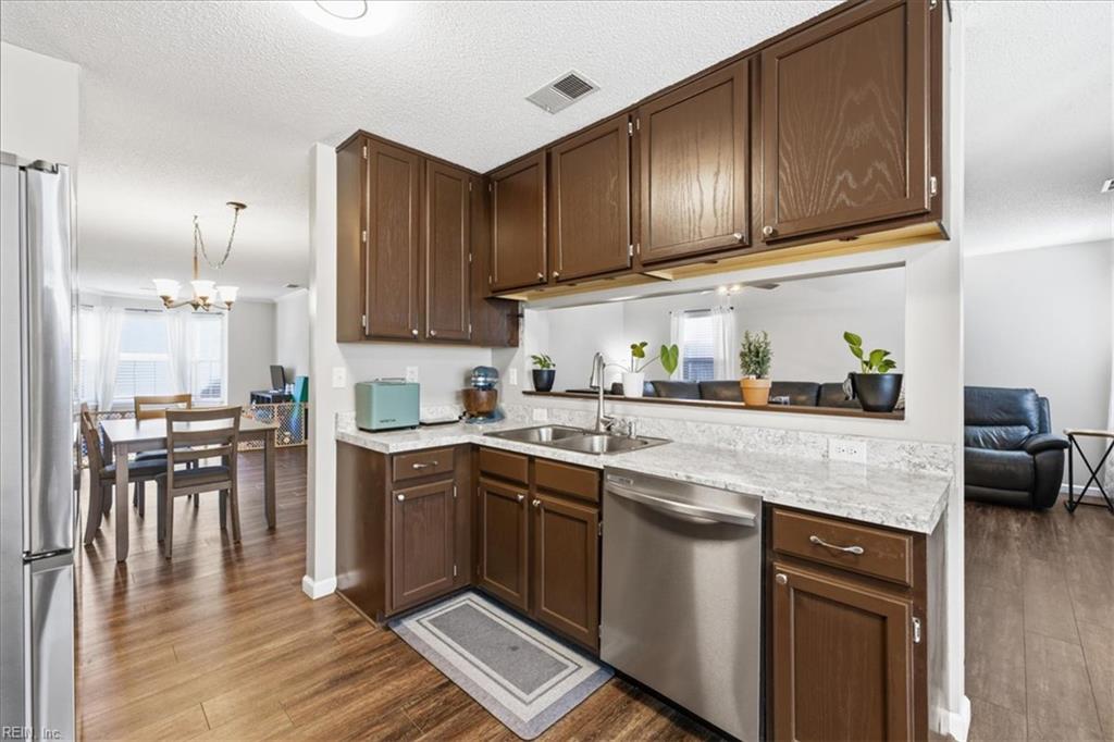 117 Lancelot DR
