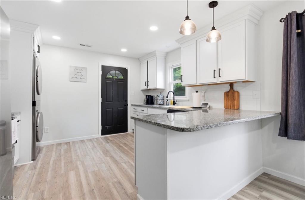723 North AVE