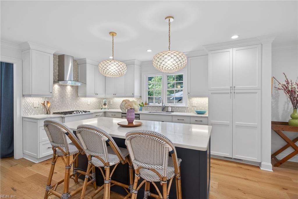 1902 Crestview LNDG