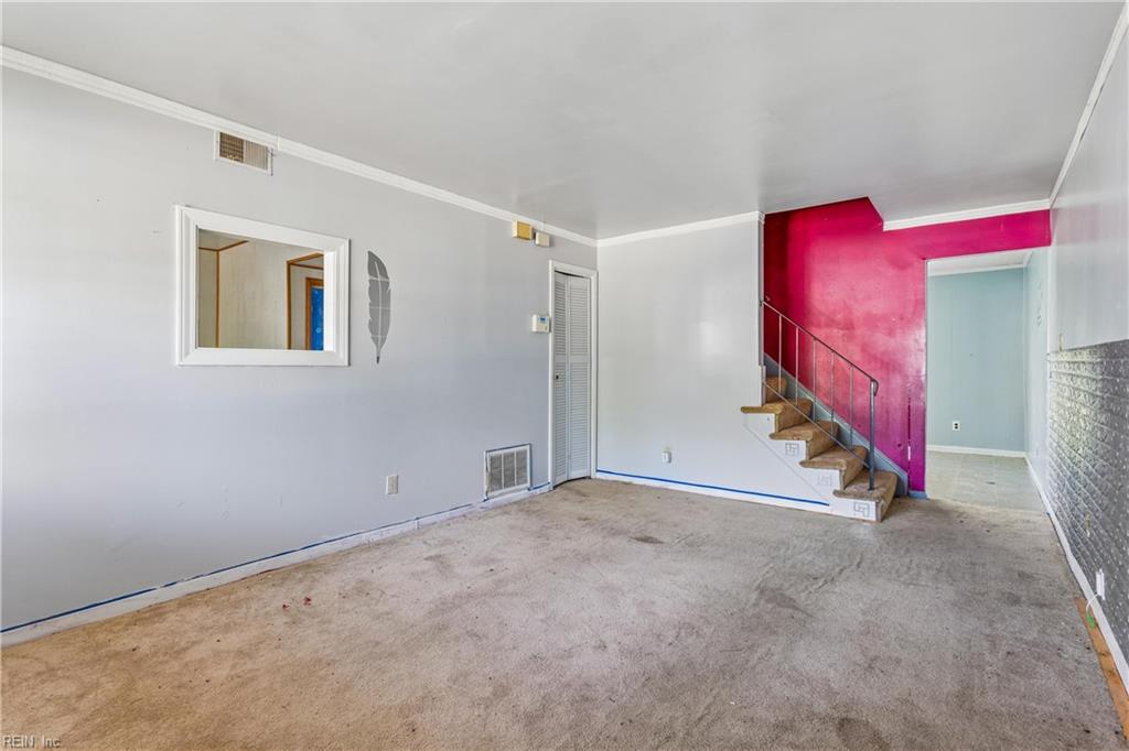 3823 Peach Orchard CIR