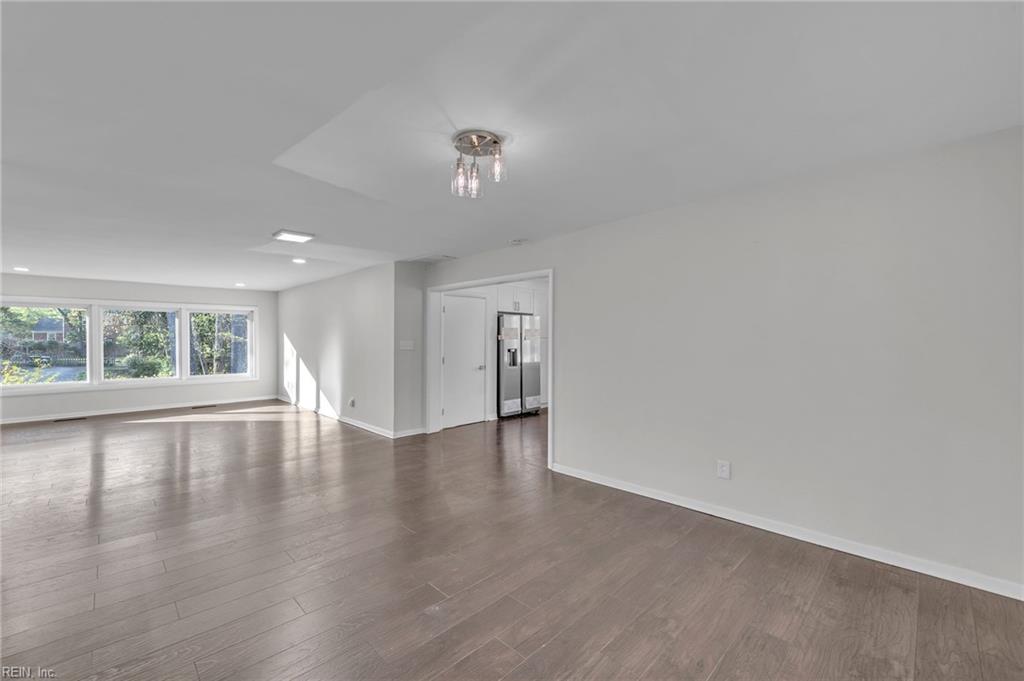 237 James River Dr DR