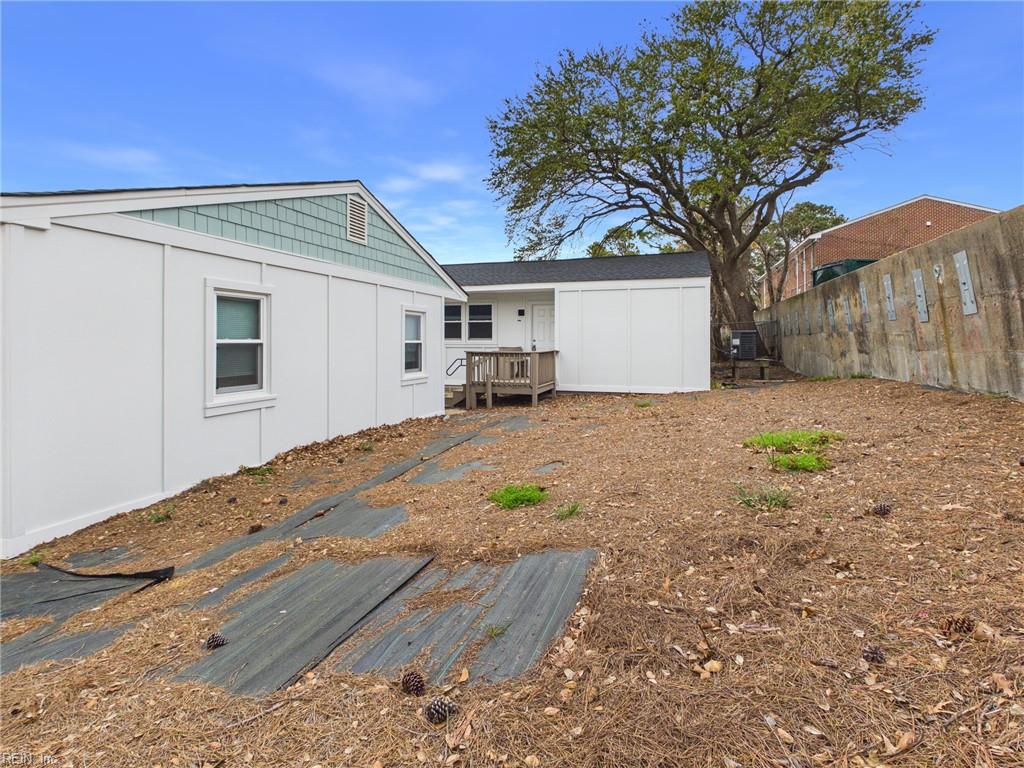 9544 20th Bay & 9546 20th Bay ST