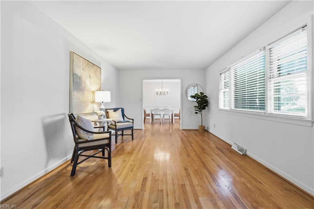 625 Pleasant Hall DR