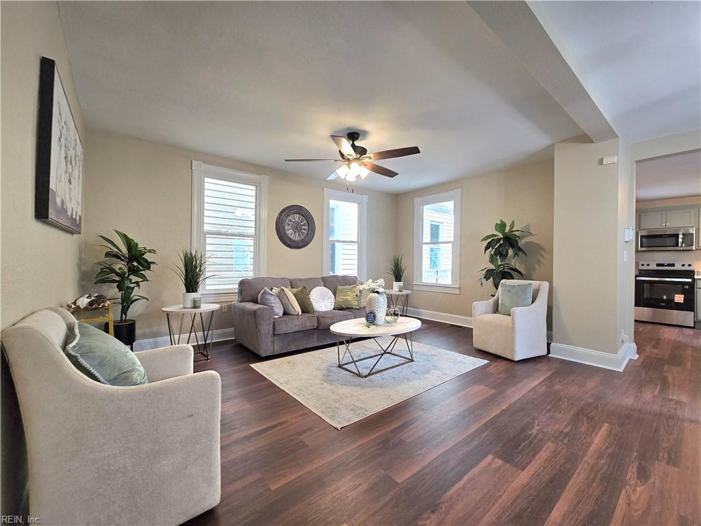 66 Elm AVE