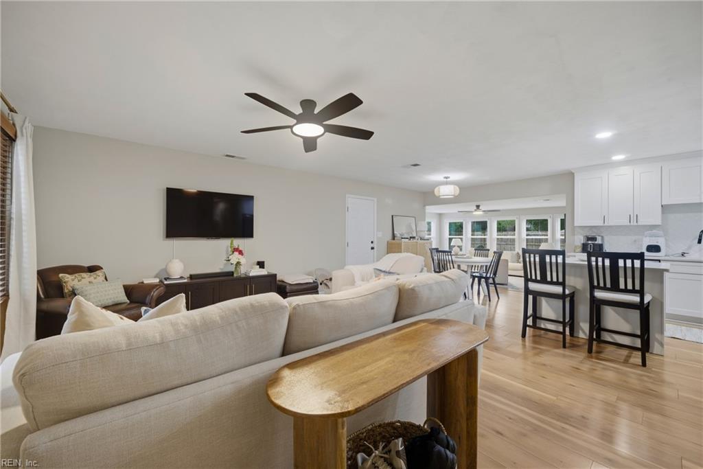 4908 Pimlico CIR
