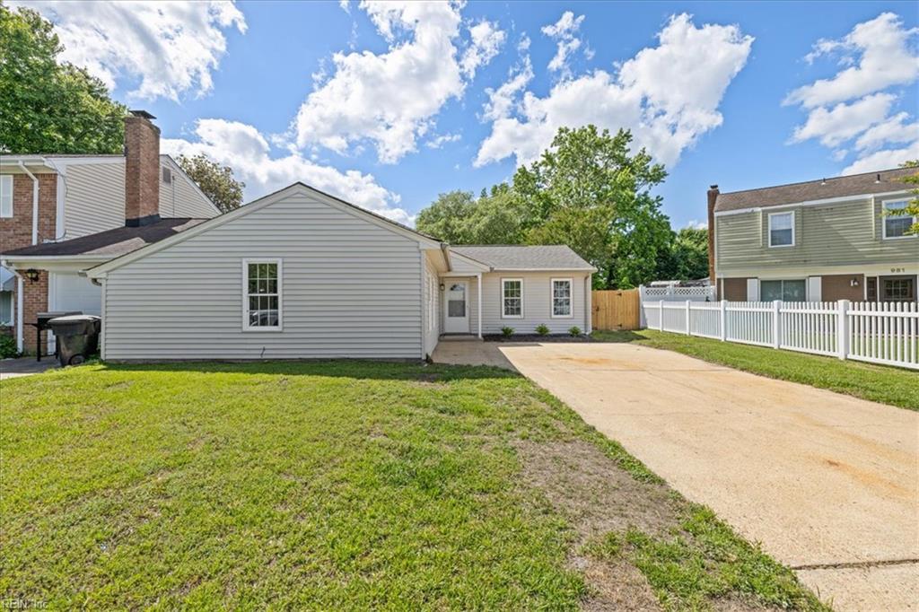 980 Wildflower CT