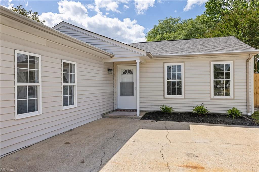 980 Wildflower CT