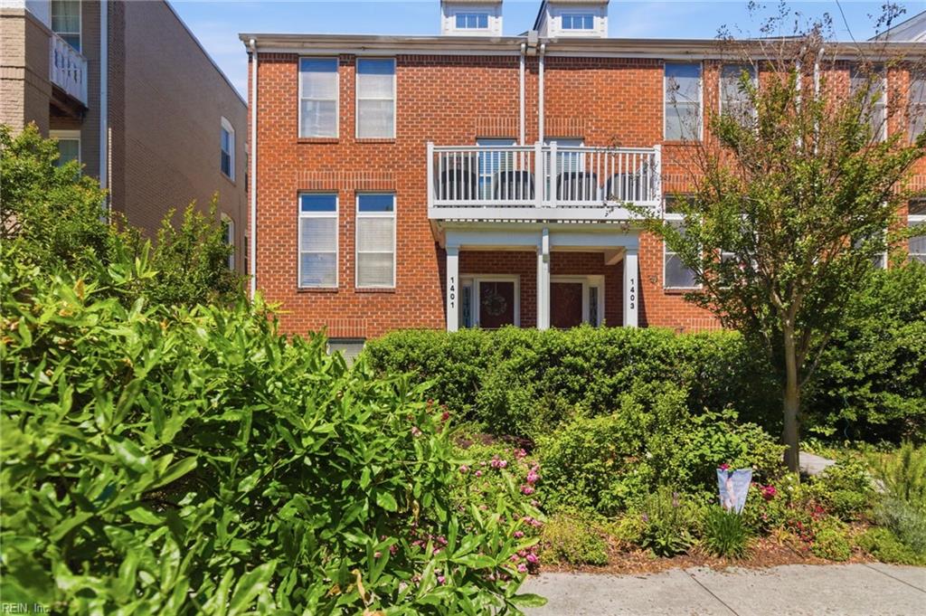 1401 Colonial Ave