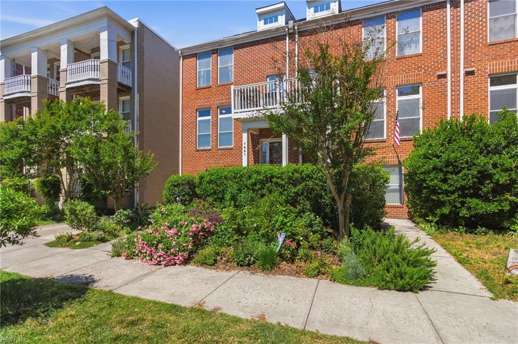 1401 Colonial Ave