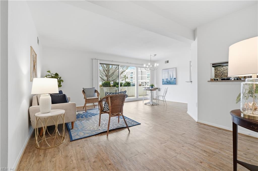 1020 Autumn Woods LN 101