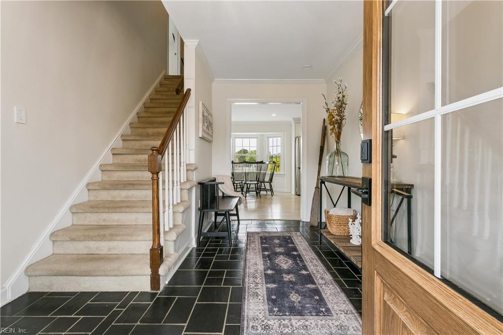 30 Rivergate DR