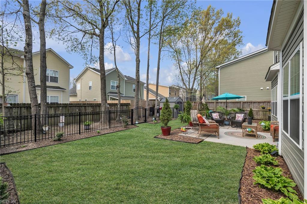 1745 Vinedresser WAY