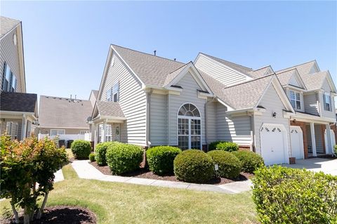 887 Hunley DR Virginia Beach VA 23462